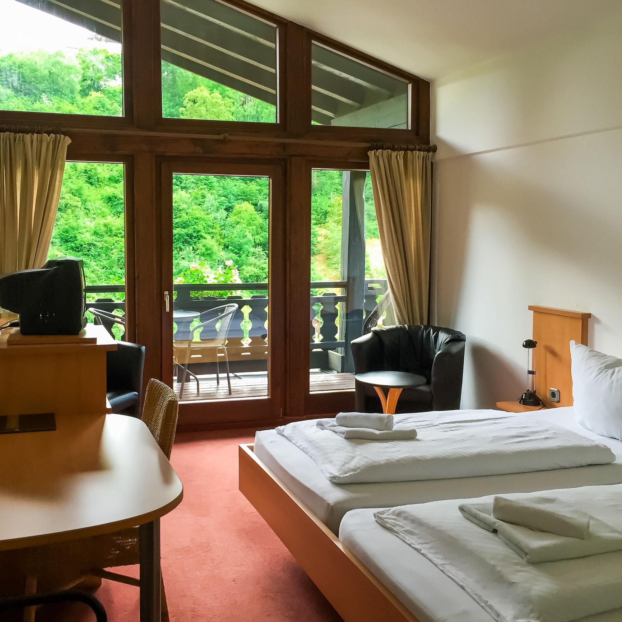 Kraehenbad Hotel Alpirsbach Luaran gambar