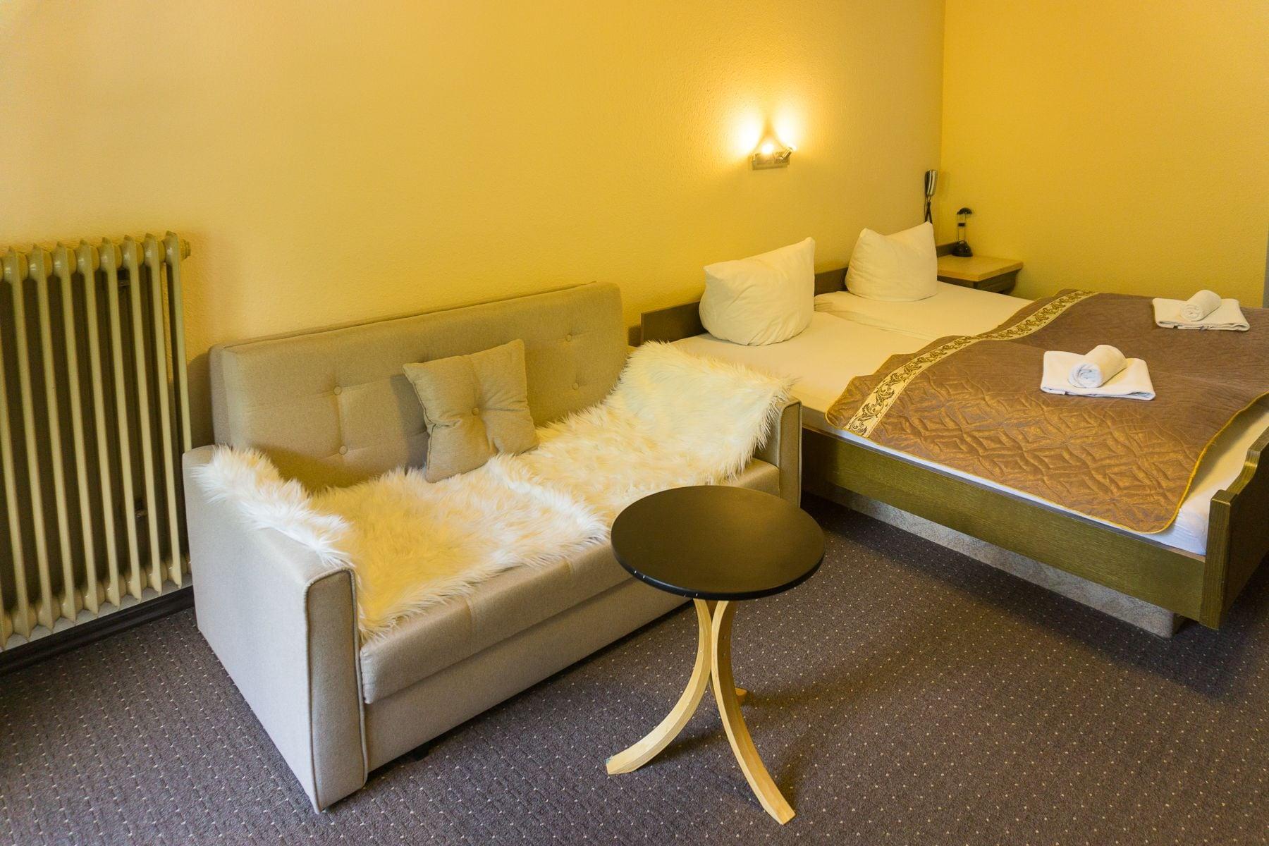 Kraehenbad Hotel Alpirsbach Luaran gambar
