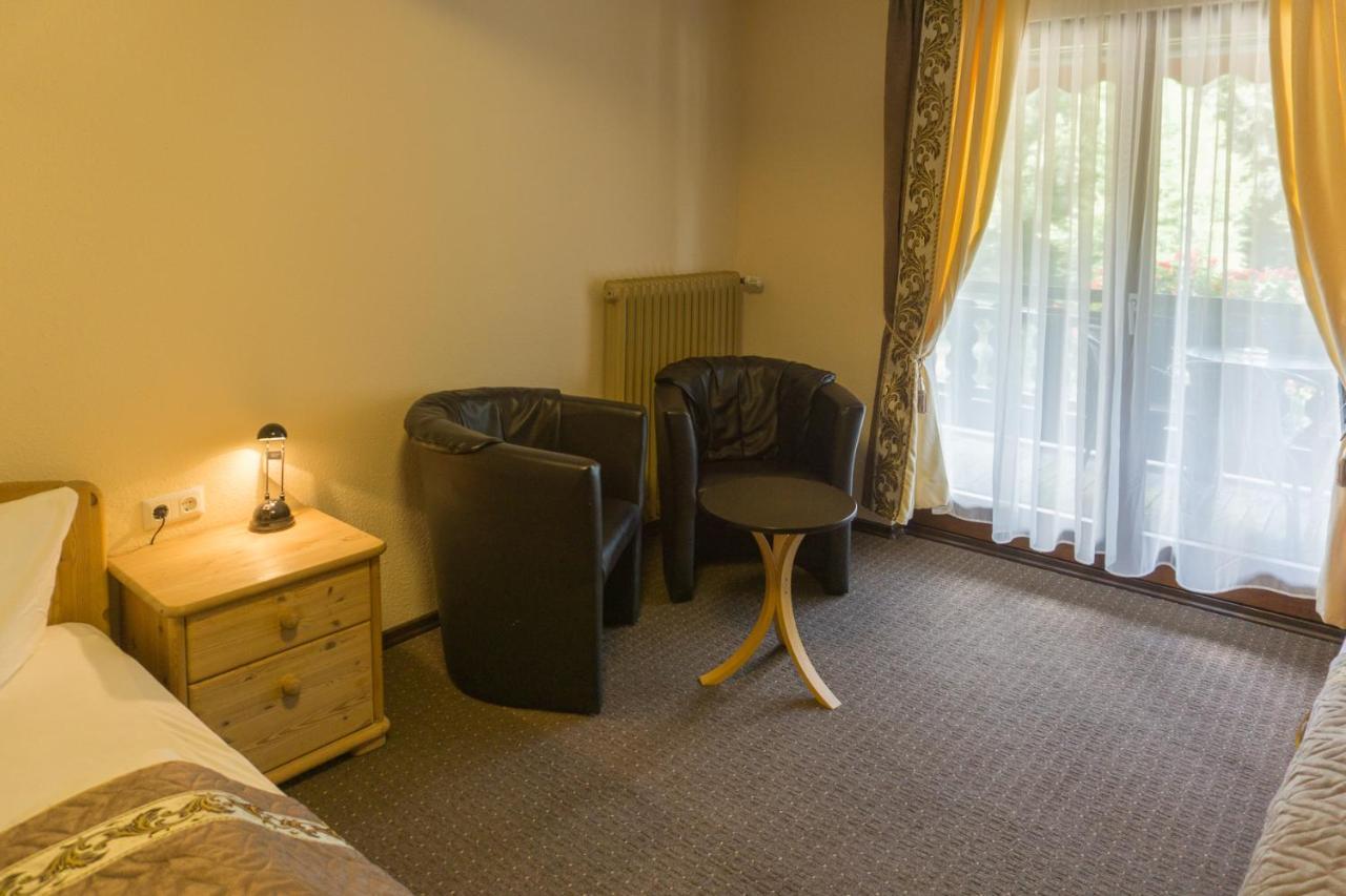 Kraehenbad Hotel Alpirsbach Luaran gambar