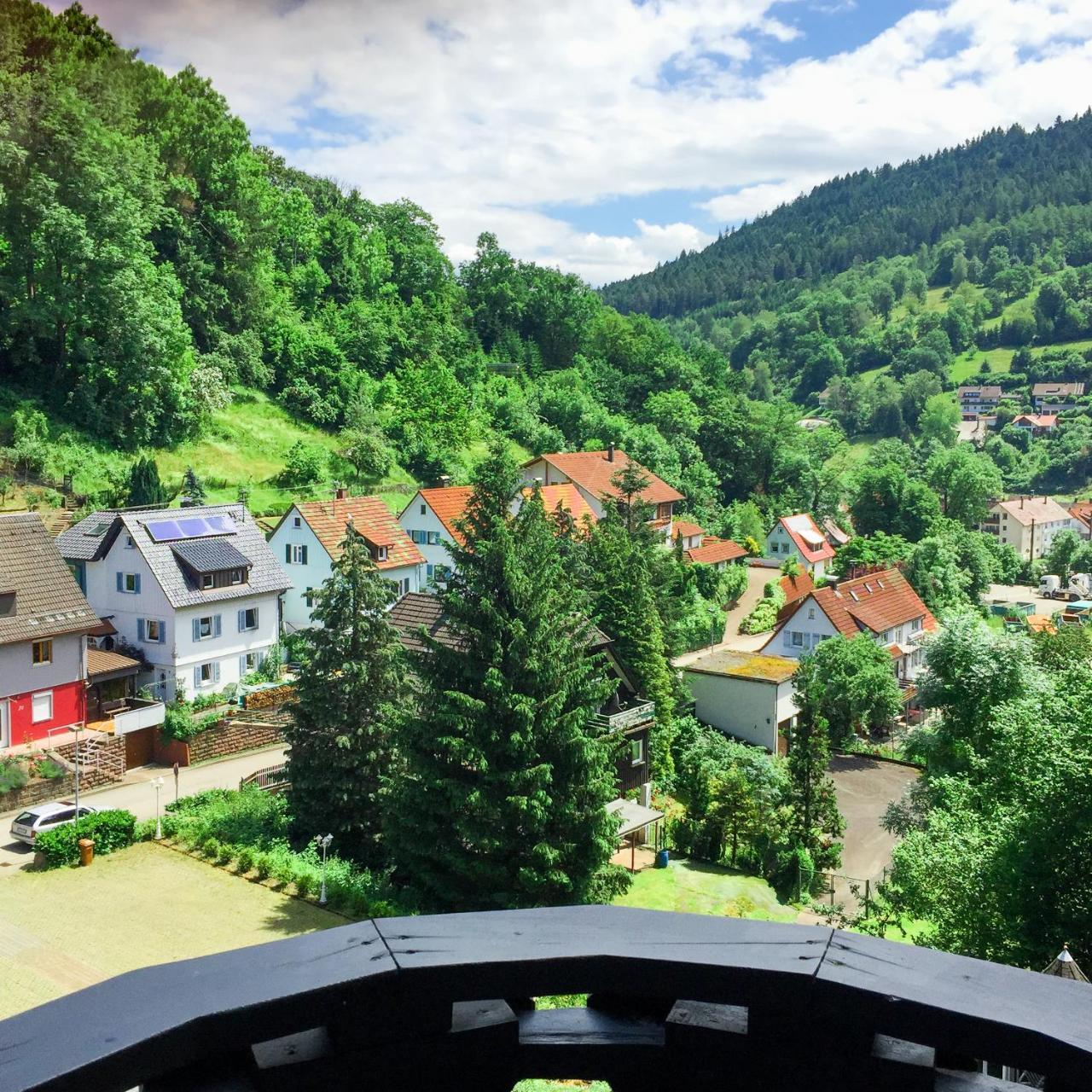 Kraehenbad Hotel Alpirsbach Luaran gambar
